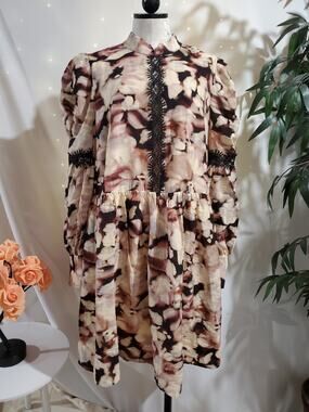 Eloquii NWT Lace Detail Mini Puff Sleeve Dress Plus Size 18 Abstract Floral